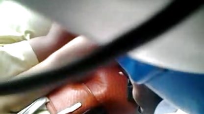 Tüylü mobil pirno indir bir kedi ile bakire bir Asya mahrum
