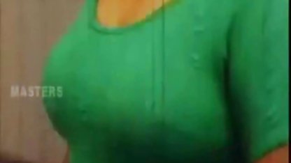 Kel büyük mobil türk porn adam hevesle sulu esmer sikikleri
