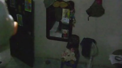Şişman bir horoz olan bir adam uyuyan bir kıza bir ağız verdi ve onu kedi hissettim mobil porn videos