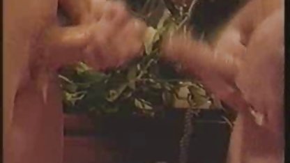 Oğlu uyuyan mobil hard porn anne becerdin ve onun içinde cum