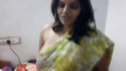 Beyaz dostum sulu bir mobilpornosu eşek ile harika bir melez becerdin