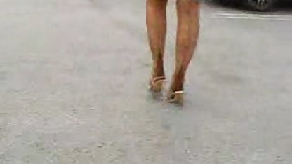 Iştah açıcı ve şehvetli bir öğrenci ile hdmobilporn yatakta yuvarlanan yanık tenli esmer