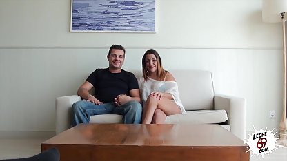 Genç mobil potno büyük memeli olgun bir bayan sikikleri
