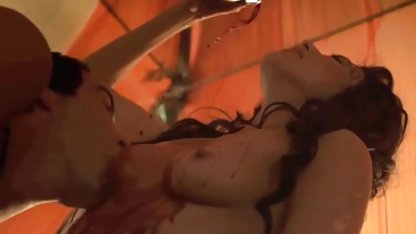 Stepson porn watch mobile çok sayıda dövmeler ile busty anne becerdin