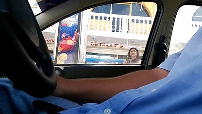 Kırılgan azeri mobil porn herif penisin tepesinde kaldı